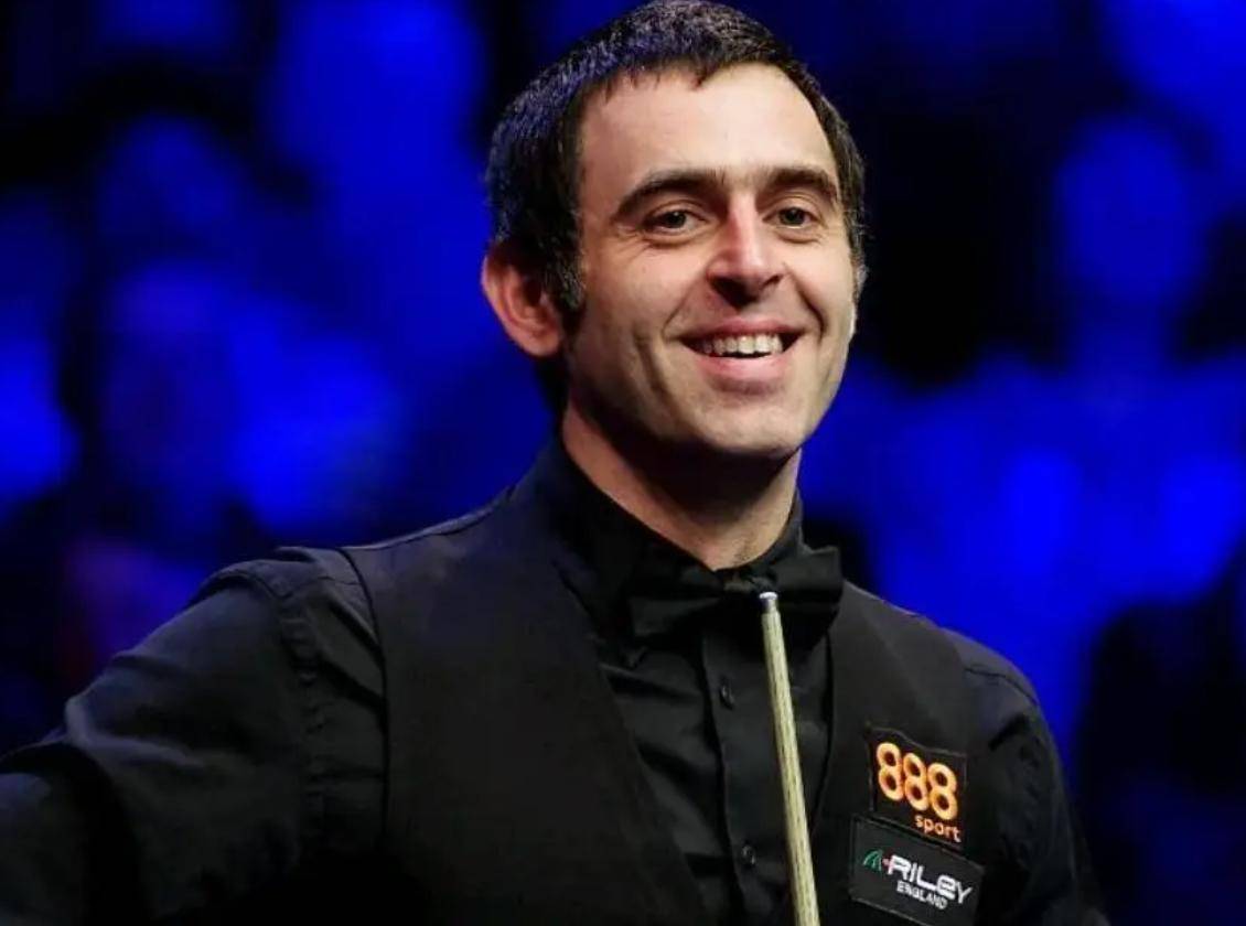 场上场下的 场上场下的